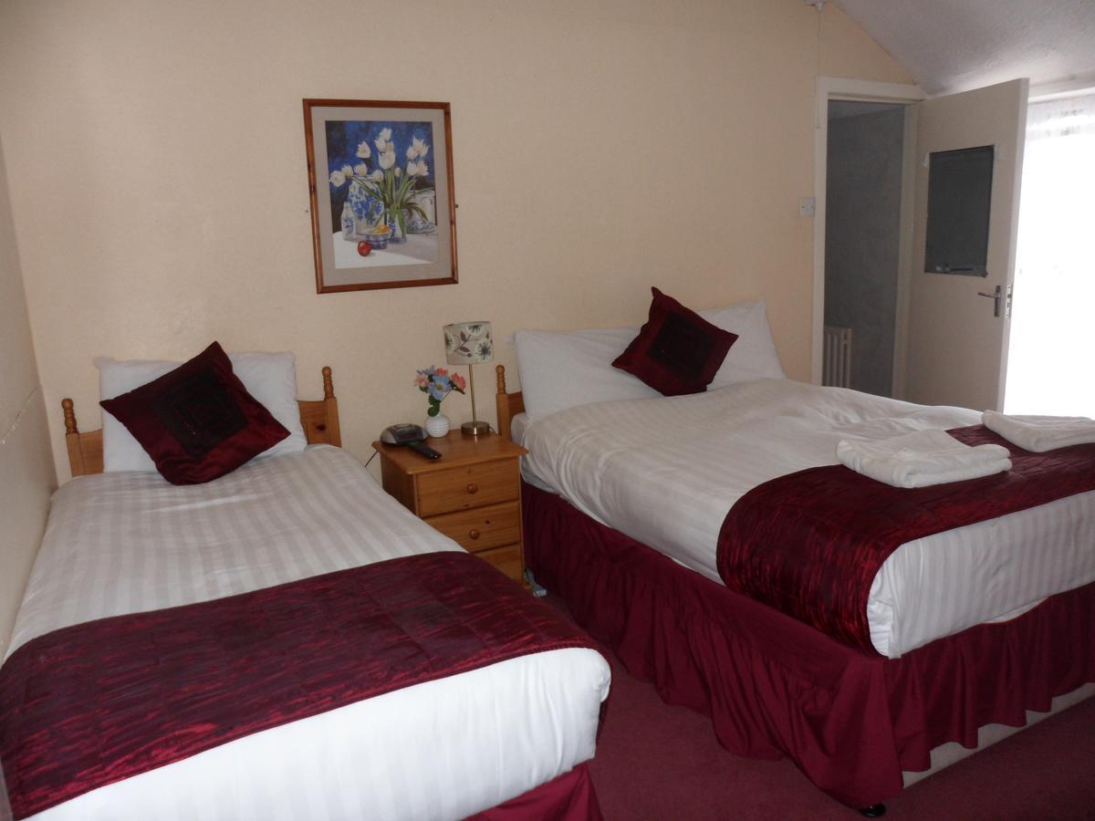 Mulgrave Lodge Дън Лийри Екстериор снимка