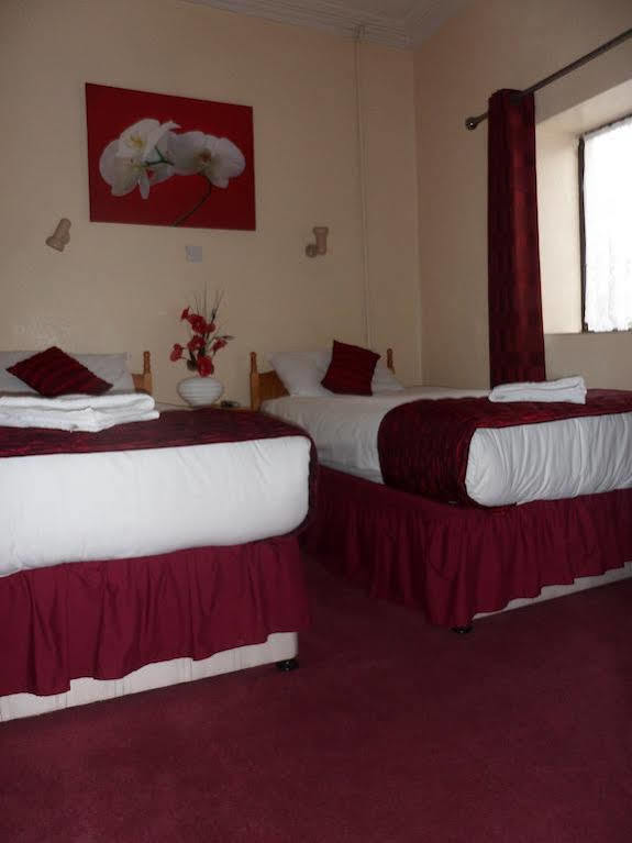 Mulgrave Lodge Дън Лийри Екстериор снимка